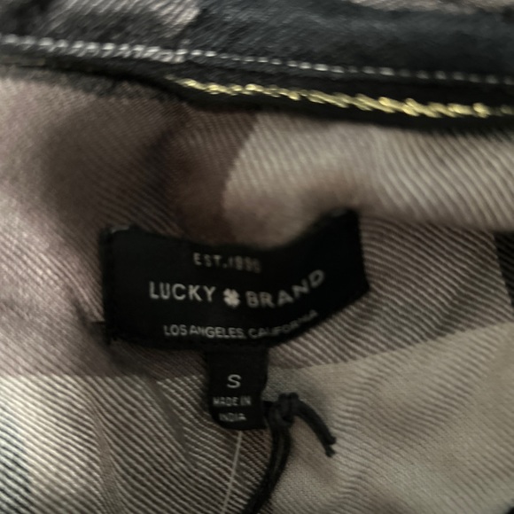 NWT Lucky Brand Womens size small long sleeve shirt. Black and gray plaid. - Picture 4 of 4